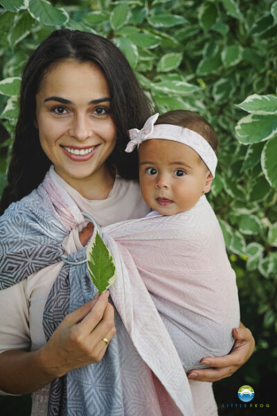 Sling motif Cube coton-lin, de Little Frog – Image 4